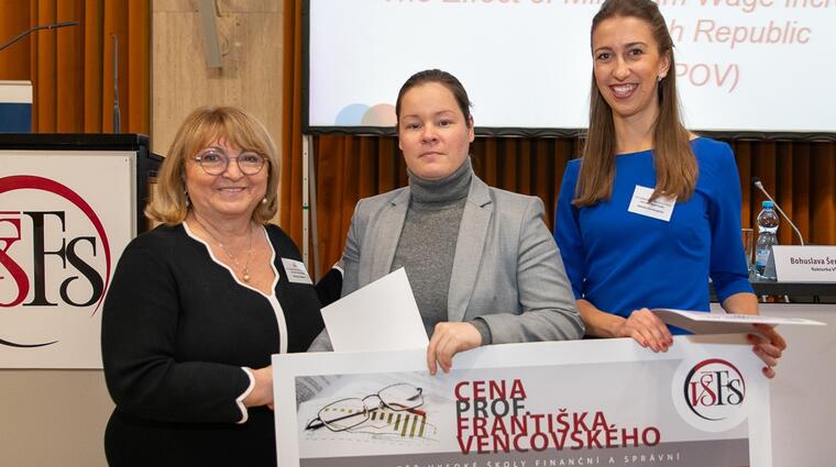 Dominika Ehrenbergerová a Simona Malovaná získaly Cenu prof. Vencovského