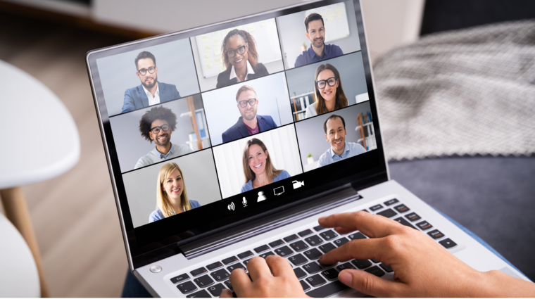 notebook s online meetingem