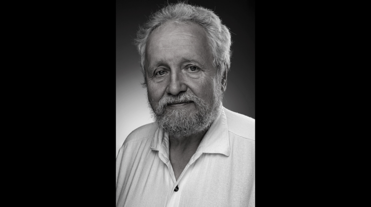 Profesor Jiří Hlaváček