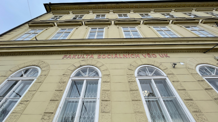 budova FSV UK Hollar